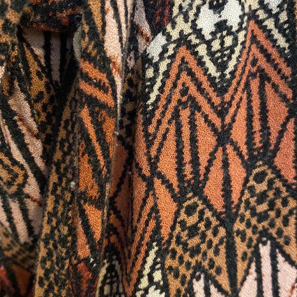 Patterned Tunic - Picture 5 of 6